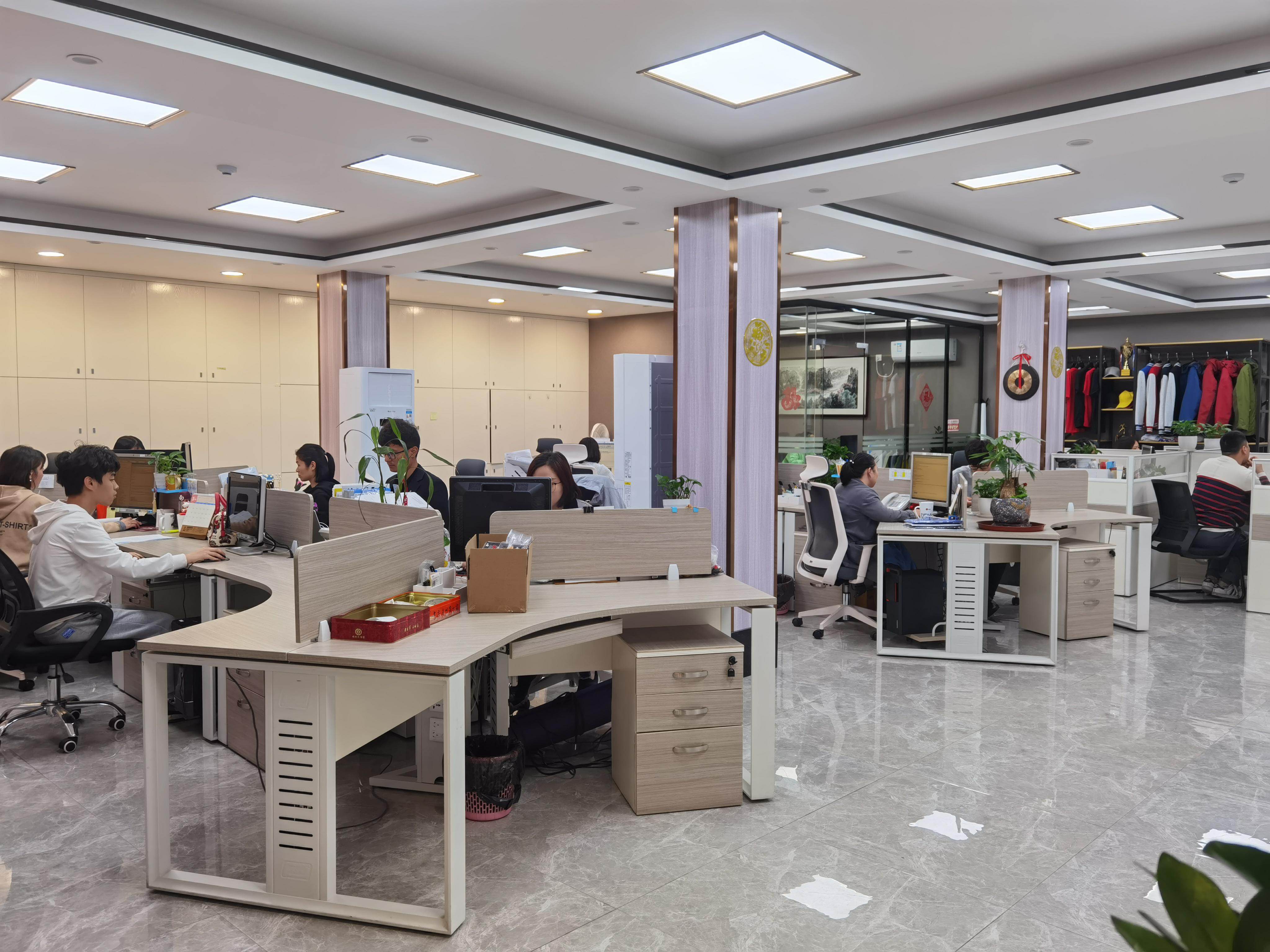 Happy gift office - Dongguan happy gift office specializing in customized promotional gifts, corporate souvenirs, and branded merchandise for business events and marketing campaigns.